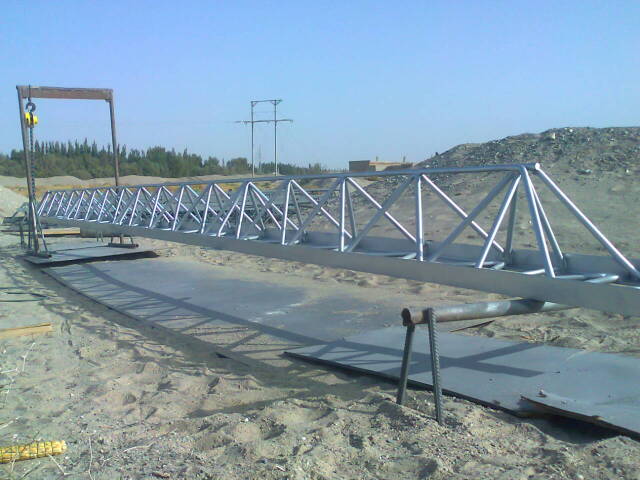 高坪专业承揽大中小型喷涂翻新施工业务！